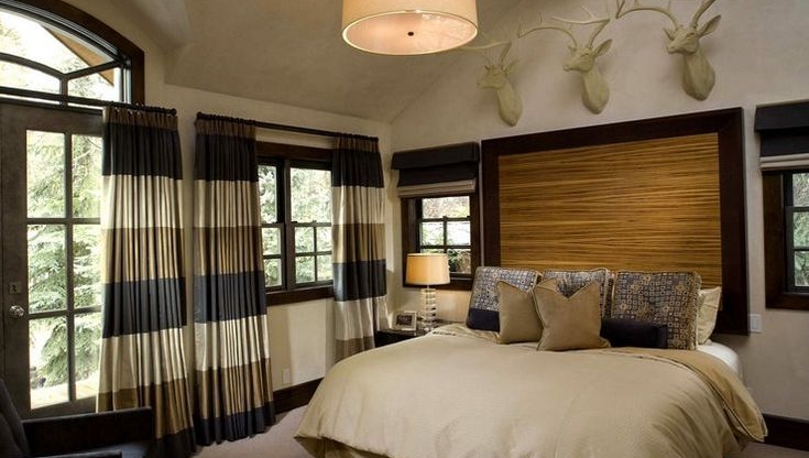 Enhancing Your Bedroom with Curtains