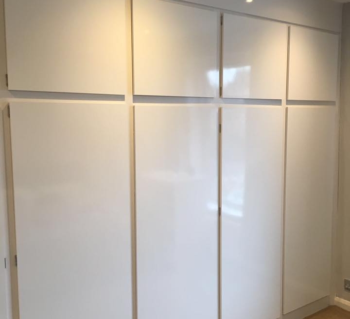 Why Choose Vinyl Wrap for Wardrobes?